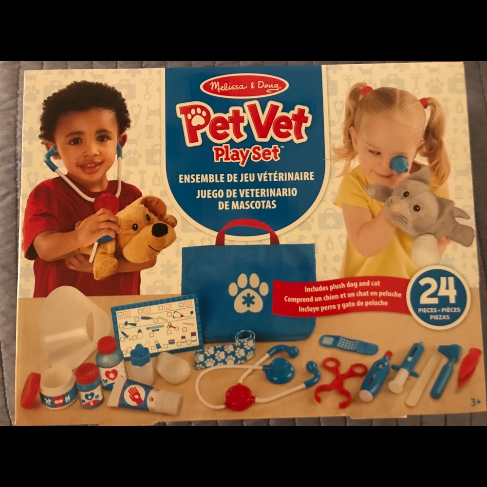 Melissa and Doug Pet Vet Playset